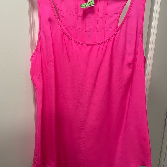 Lilly Pulitzer Silk Sleeveless Blouse - size small - Picture 3 of 4